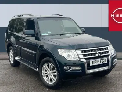Used Mitsubishi Shogun 187 HP (137 kW) 2016 Green SUV