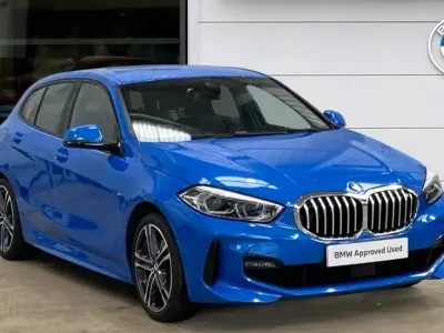 Used BMW 118 M Sport 138 HP (101 kW) 2020 Blue Hatchback