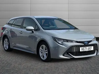 Usado Toyota Corolla 184 HP (135 kW) 2022 Cinzento Carrinha