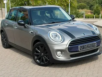 Used Mini Cooper Hatch 136 HP (100 kW) 2017 Silver Hatchback
