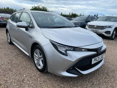 Used Toyota Corolla 122 HP (89 kW) 2021 Silver Estate