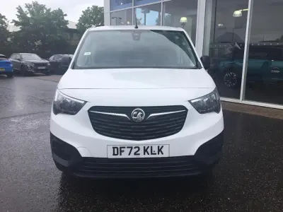 Used Vauxhall Combo S 100 HP (73 kW) 2023 White MPV