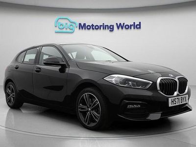 Used BMW 118 Sport Line 136 HP (100 kW) 2022 Black Hatchback