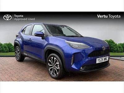 Used Toyota Yaris Cross Design 128 HP (94 kW) 2025 Blue SUV