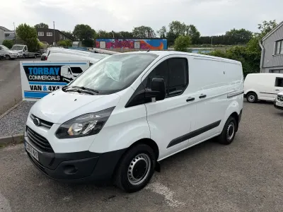 Used Ford Transit Custom 105 HP (77 kW) 2018 White Van