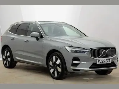 Usado Volvo XC60 Ultra 449 HP (330 kW) 2025 Cinzento SUV