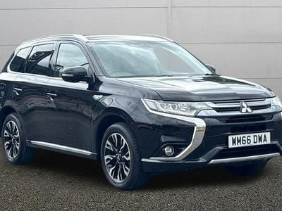 Used Mitsubishi Outlander P-HEV 203 HP (149 kW) 2016 Black Estate