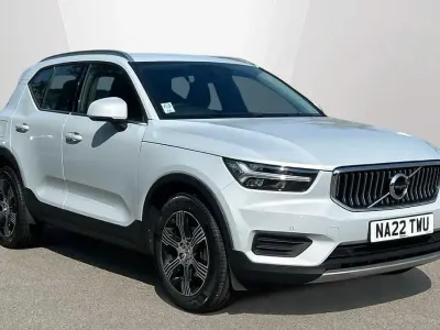 Used Volvo XC40 Inscription 161 HP (118 kW) 2022 Silver SUV