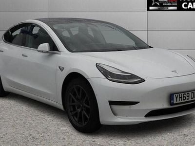 Used Tesla Model 3 Standard Range Plus 239 kW (325 HP) 2019 Sedan