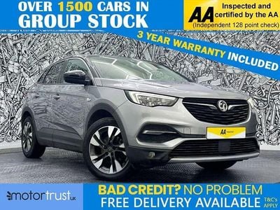 Used Vauxhall Grandland X SRi 130 HP (95 kW) 2020 Grey SUV