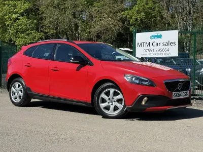 Used Volvo V40 SE 150 HP (110 kW) 2014 Red Hatchback
