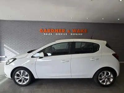 Used Vauxhall Corsa Excite 2016 White Hatchback