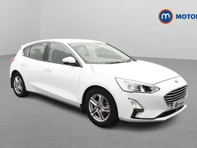 Used Ford Focus Zetec 125 HP (91 kW) 2019 White Hatchback