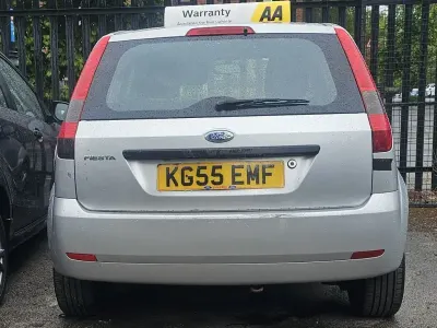 Used Ford Fiesta Style 79 HP (58 kW) 2005 Silver Hatchback
