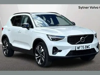 Usado Volvo XC40 Ultra 194 HP (142 kW) 2025 Branco SUV