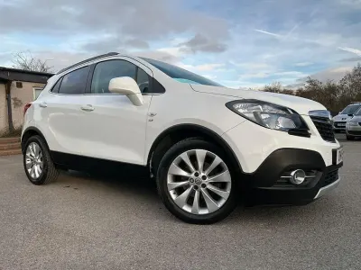 Used Vauxhall Mokka 130 HP (95 kW) 2015 White SUV