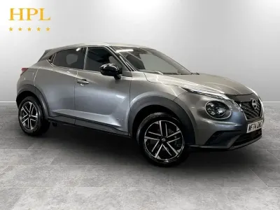 Używany Nissan Juke N-Connecta 143 KM (105 kW) 2024 Szary SUV