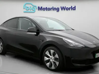 Used Tesla Model Y Long Range AWD 378 kW (514 HP) 2022 Black SUV