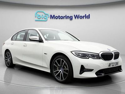 BMW 330e