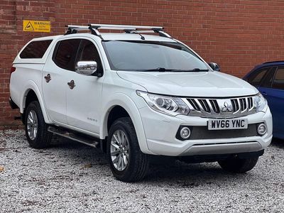 White Used 2016 Mitsubishi L200 Pickup | £11,995 (Expensive)