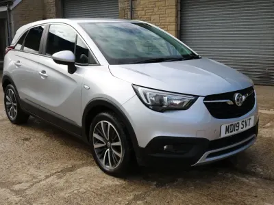 Second-hand Vauxhall Crossland X Elite 81 CP (59 kW) 2019 Argintiu SUV