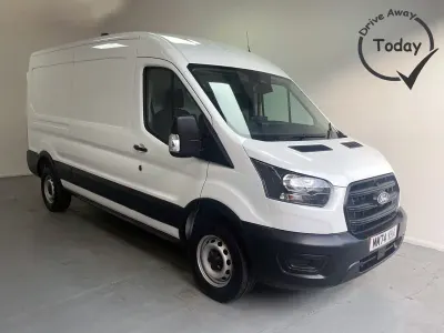 Begagnad Ford Transit S 130 HK (95 kW) 2024 Vit Van