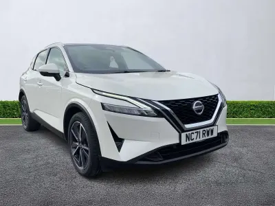 Used Nissan Qashqai Tekna 158 HP (116 kW) 2021 White SUV