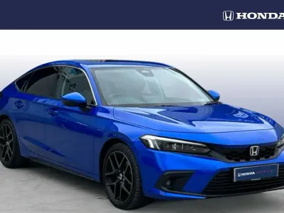 Käytetty Honda Civic Advance 143 HP (105 kW) 2024 Sininen Viistoperä