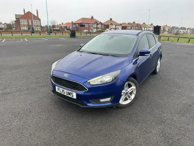Gebraucht Ford Focus Zetec 2015 Blau Kleinwagen