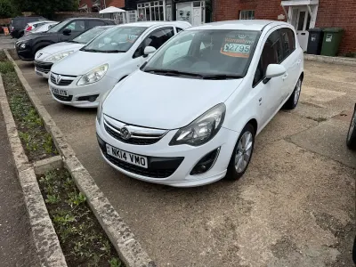 Used Vauxhall Corsa Excite 2014 White Hatchback