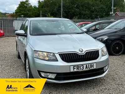 Used Skoda Octavia Elegance 105 HP (77 kW) 2013 Silver Hatchback