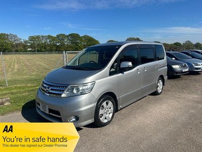 Begagnad Nissan Serena