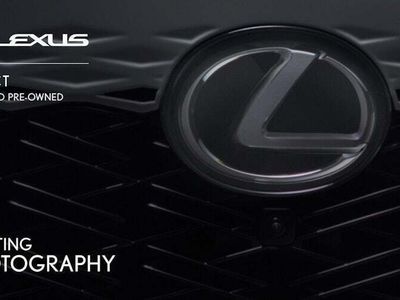 Lexus UX 300h