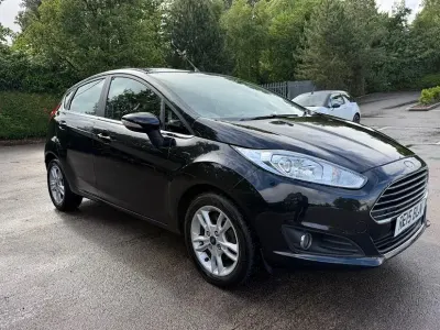 Used Ford Fiesta Zetec 100 HP (73 kW) 2015 Black Hatchback