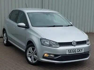 Used VW Polo Edition 90 HP (66 kW) 2017 Silver Hatchback
