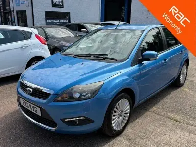 Used Ford Focus Titanium 2011 Blue Hatchback