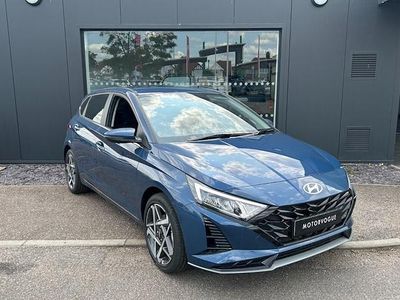 New Hyundai i20 Premium 101 HP (74 kW) 2025 Dragon red Hatchback