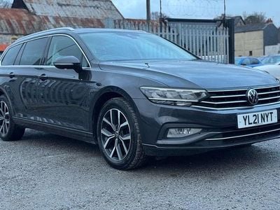 Grey Used 2021 VW Passat SEL Estate | £13,799 (Fair price)