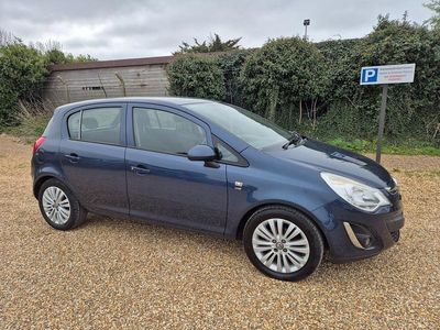 Used Vauxhall Corsa 85 HP (62 kW) 2013 Blue Hatchback