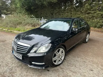 Używany Mercedes E350 2013 Czarny Sedan/Limuzyna