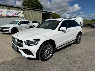 Begagnad Mercedes GLC220 AMG Line Premium 194 HK (142 kW) 2021 Vit Kombi