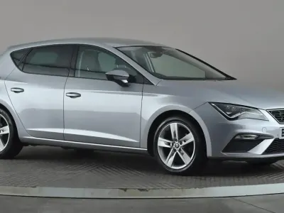 Begagnad Seat Leon FR 130 HK (95 kW) 2019 Silver Halvkombi