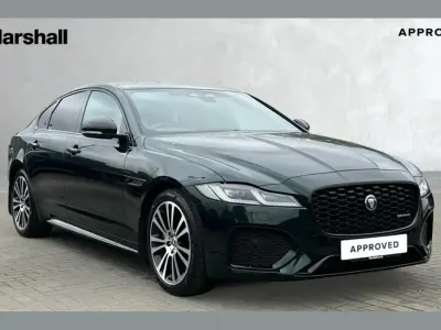 Gebraucht Jaguar XF R-Dynamic 204 PS (150 kW) 2023 Grün Limousine