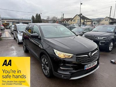 Used Vauxhall Grandland X Sport 130 HP (95 kW) 2019 Black SUV
