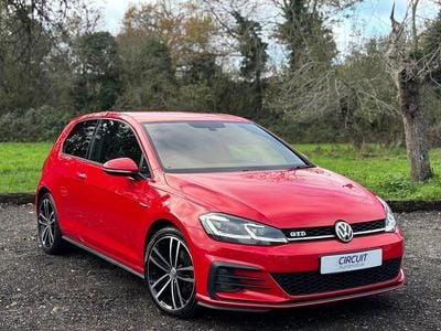 Used VW Golf VII GTD 184 HP (135 kW) 2017 Red Hatchback