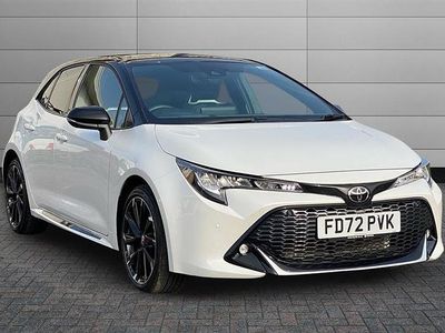 Used Toyota Corolla Sport 122 HP (89 kW) 2023 Platinum pearl white with black roof Hatchback