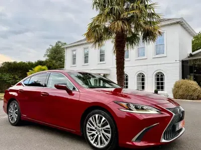 Used Lexus ES300H 218 HP (160 kW) 2021 Sedan
