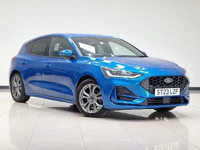 Used Ford Focus ST-Line 155 HP (114 kW) 2023 Blue Hatchback