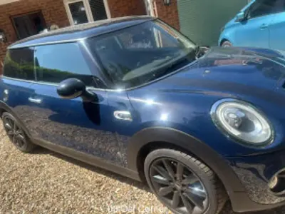 Used Mini Cooper S Comfort 192 HP (141 kW) 2017 Blue Hatchback
