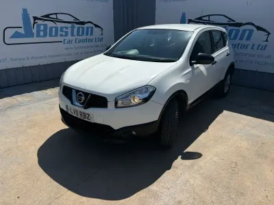 Begagnad Nissan Qashqai Visia 110 HK (80 kW) 2011 Vit SUV